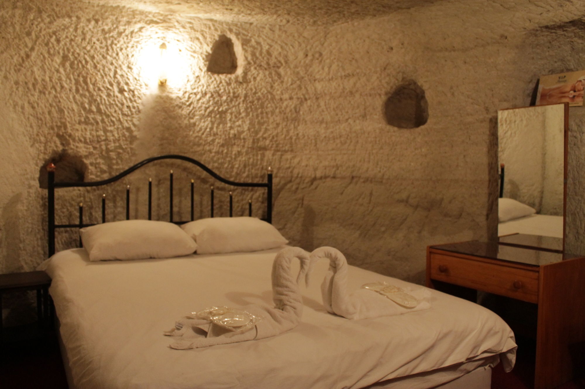Yasin'S Place Backpackers Cave Hostel 괴레메 외부 사진