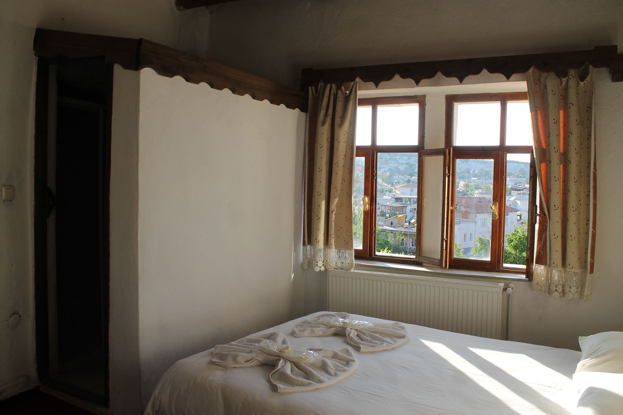Yasin'S Place Backpackers Cave Hostel 괴레메 외부 사진